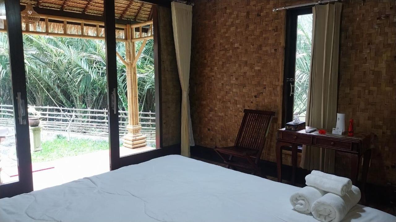 Pondok Sapta Sallaca Selat Exterior photo